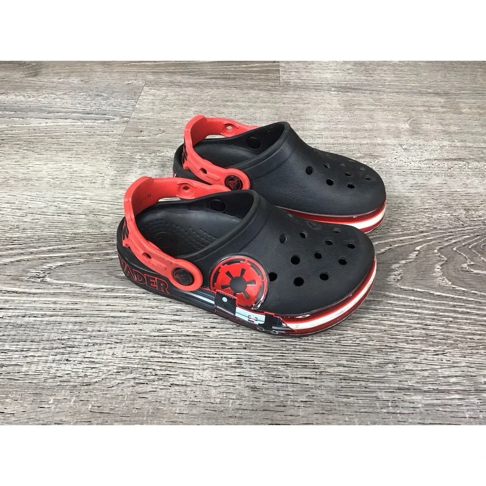 Crocs Star Wars Darth Vader C9 Shoe Clogs Childs Size 9 Black/Red Disney Slip On